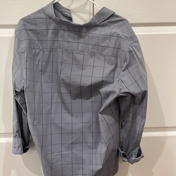 Men’s dress shirt. - Picture 2 of 2